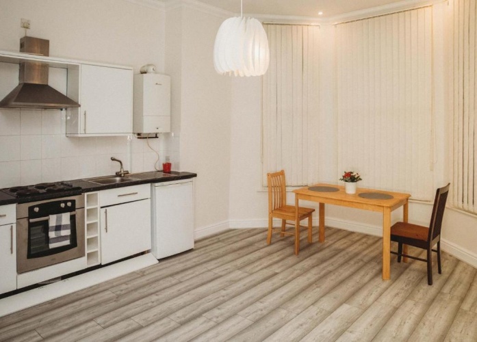 1 Bedroom Apartment
