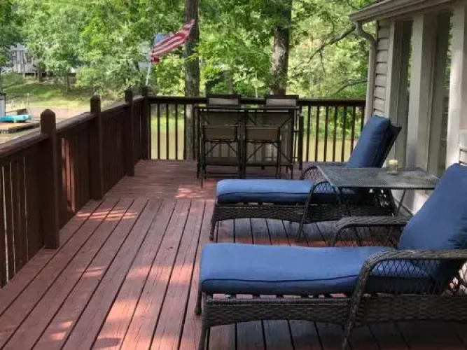 Empty Hill Retreat