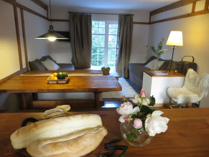 1 Bedroom Apartment with balcony