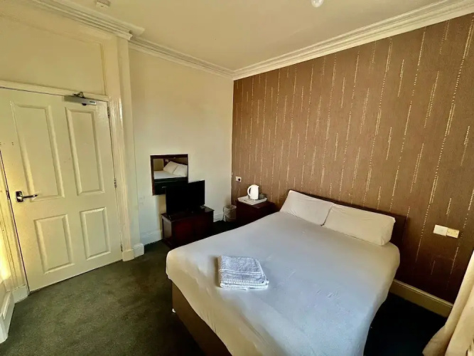 Cumberland Hotel