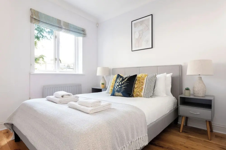 Comfortable 2 Bed Apartment by Tower Bridge