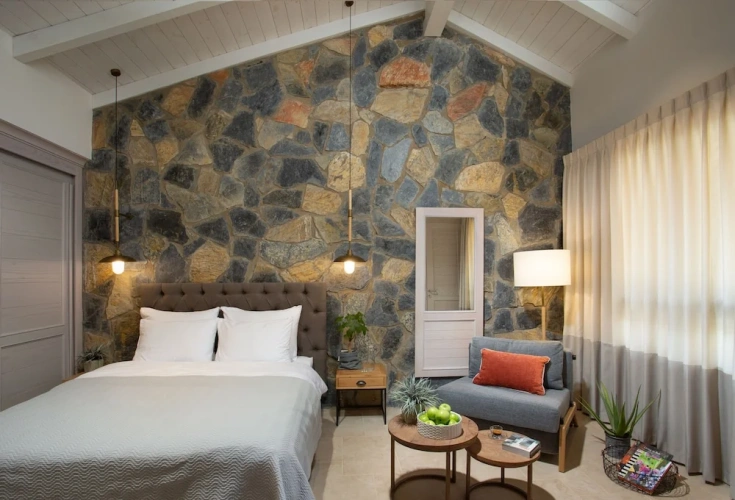 Deluxe Suite with balcony and with mountain view