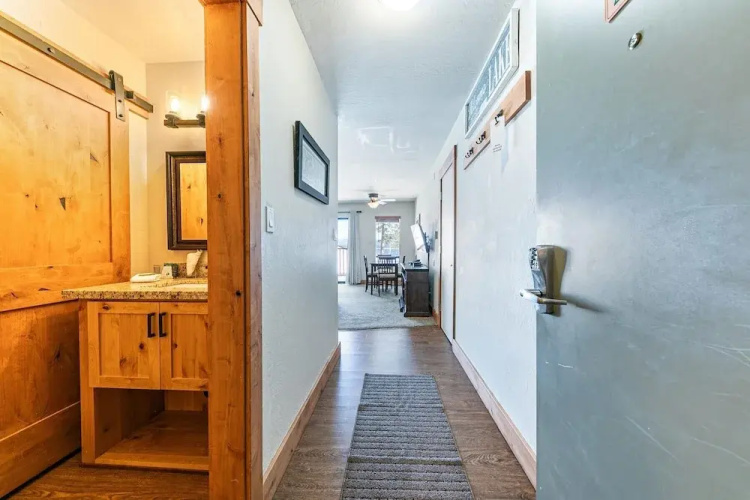 243 Bldg C 1 Bedroom Condo
