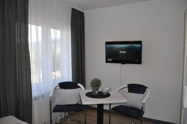 Willa Apart 19A