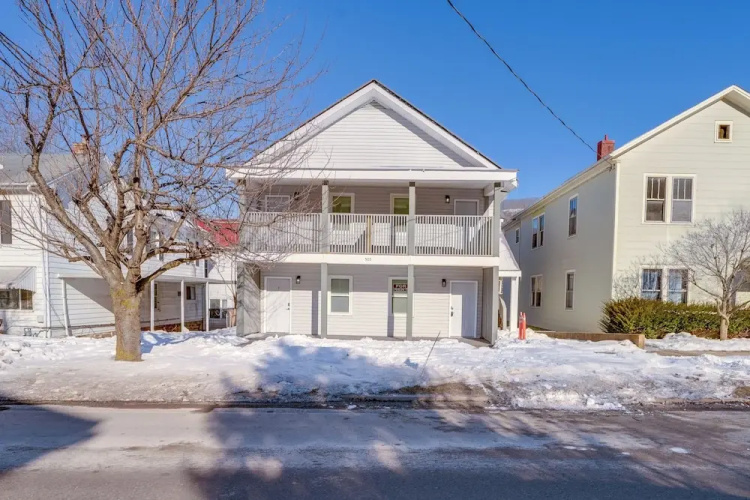 Explore the Hinton Historic District! Luxe Studio