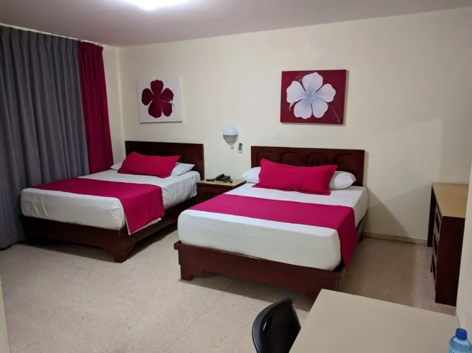 Aparta Hotel Drake