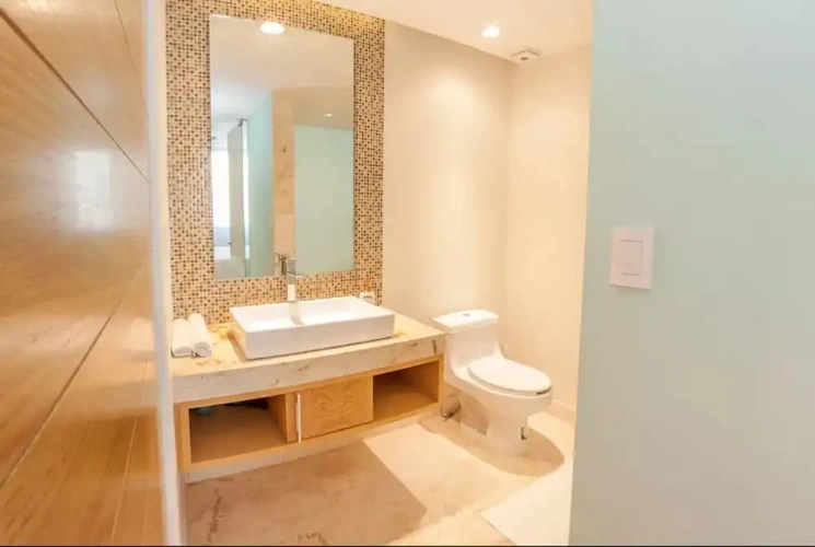 1 Bedroom Apartment with balcony