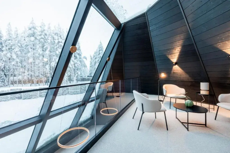 Glass Resort