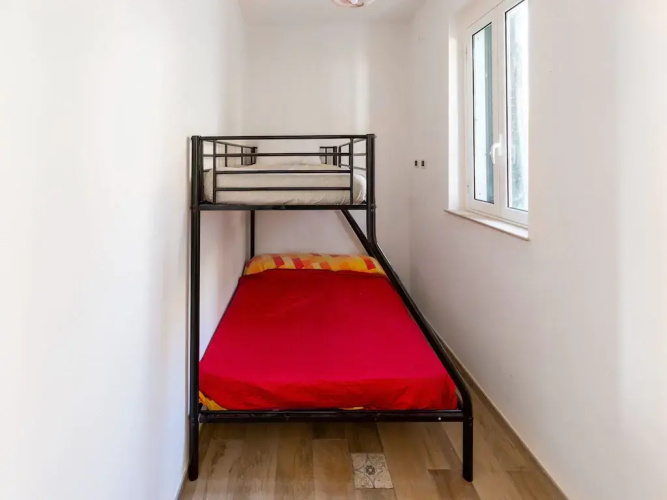 Attractive Apartment in Realmonte with Shared Swimming Pool