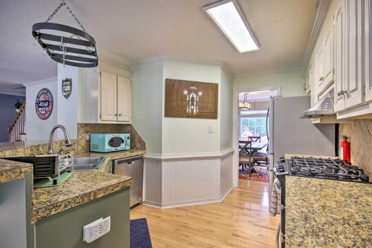 3 Bedrooms Cottage