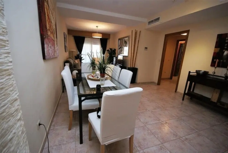 3 Bedrooms Apartment with sea view