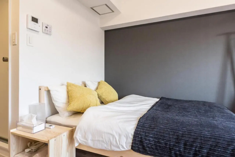 Dwell Urban 7B