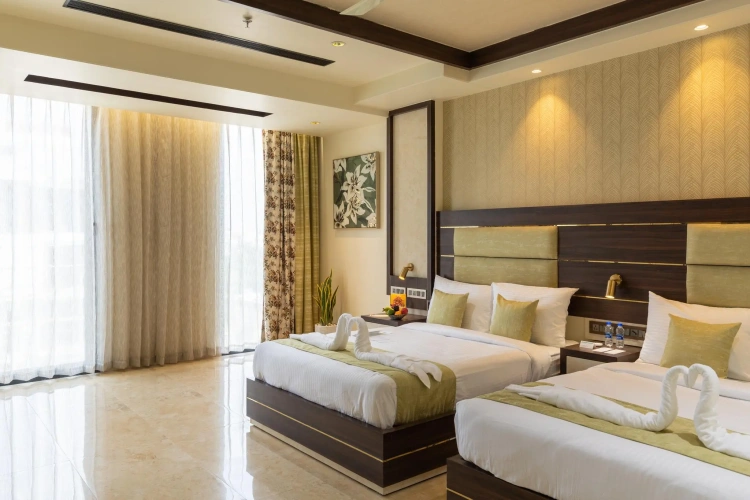 Royal Rawal - Luxury Boutique Hotel