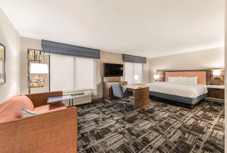 Hampton Inn & Suites Benton Harbor