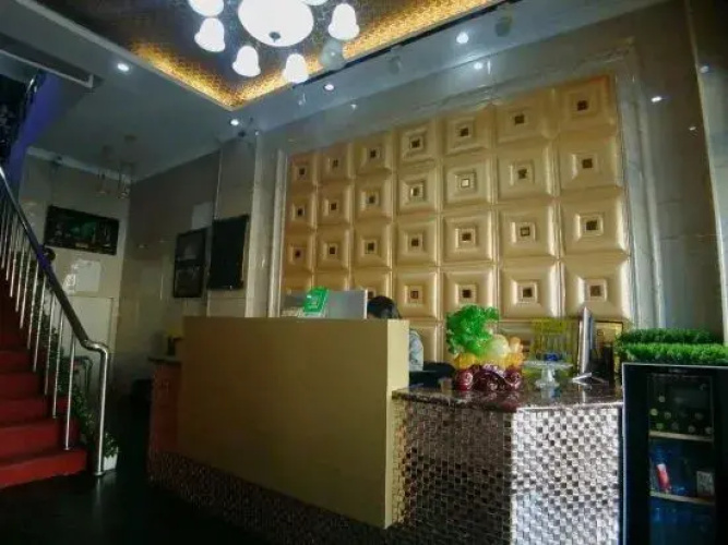 Harbin Yinnian Hotel
