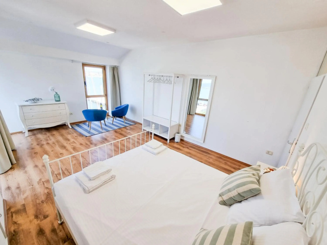 umag seafront seaview center apartment old town 3