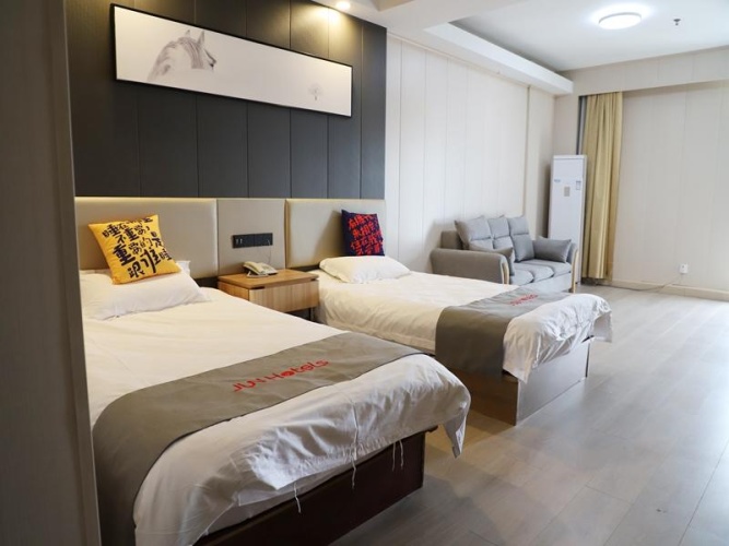 Business Twin room