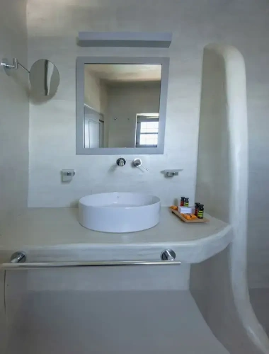 1 Bedroom Cottage with sea view