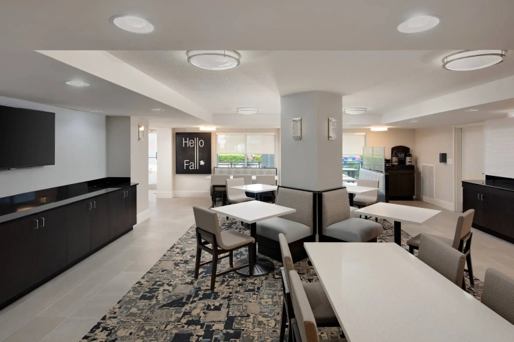 Fairfield Inn And Suites By Marriott Palm Beach