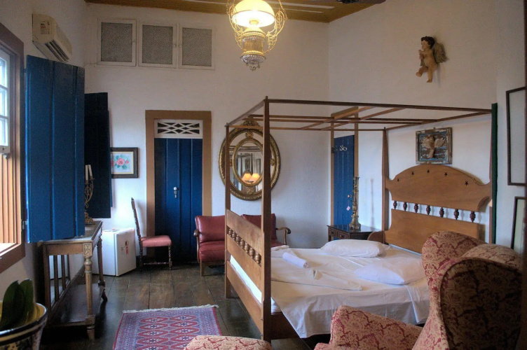 Suites Casa da Colonia