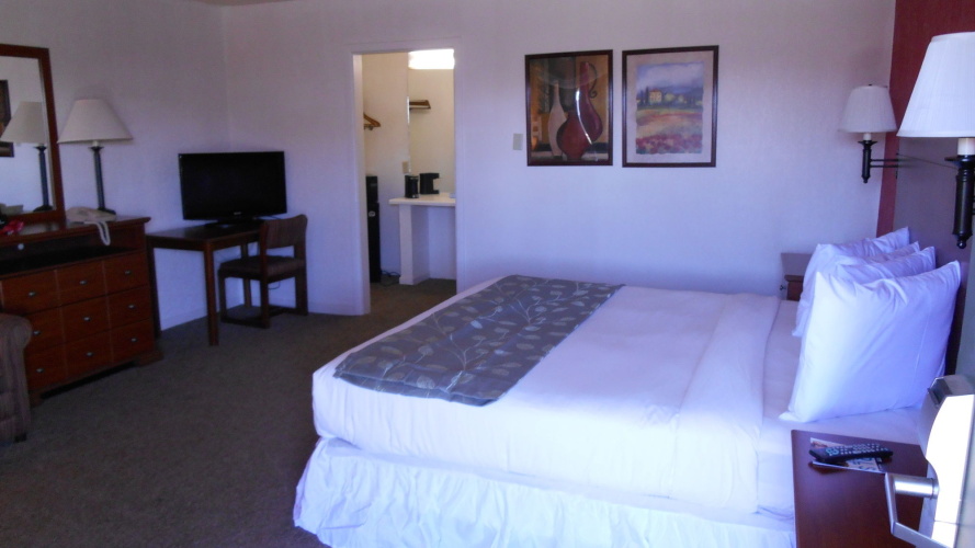 Econo Lodge Inn & Suites Abilene photo 8