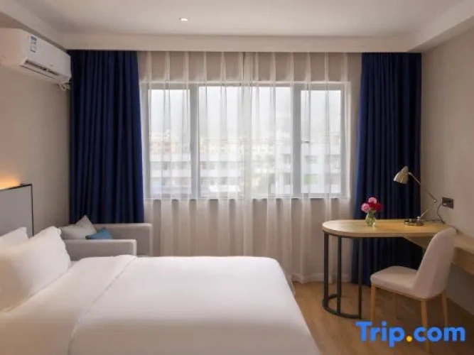 Premier Twin room
