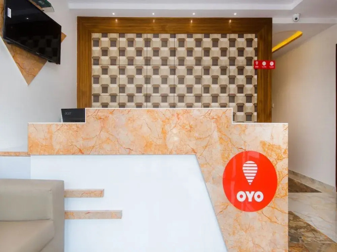 Golden Arch By OYO Rooms