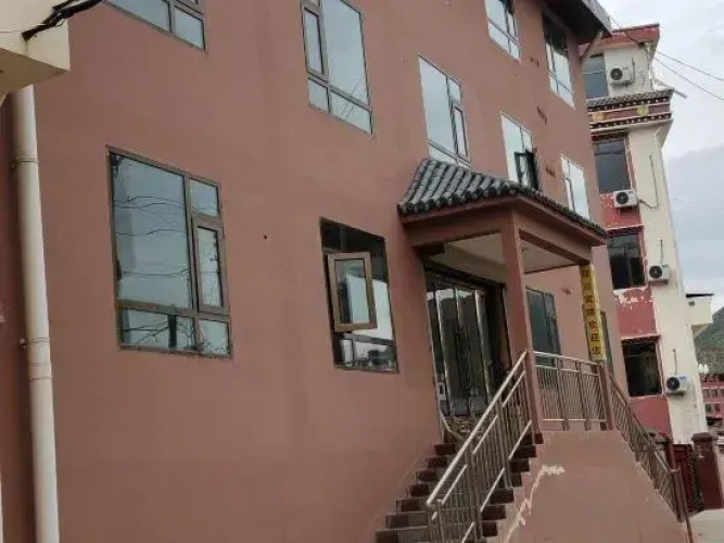 Luqu Langchuan Hotel