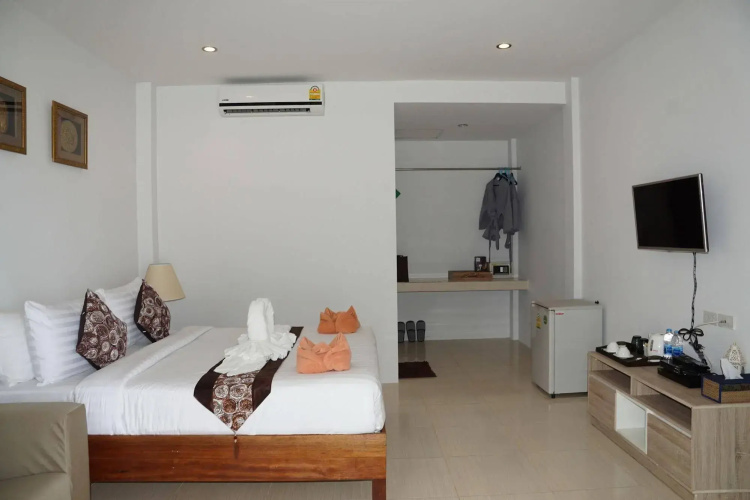 Laemson Resort