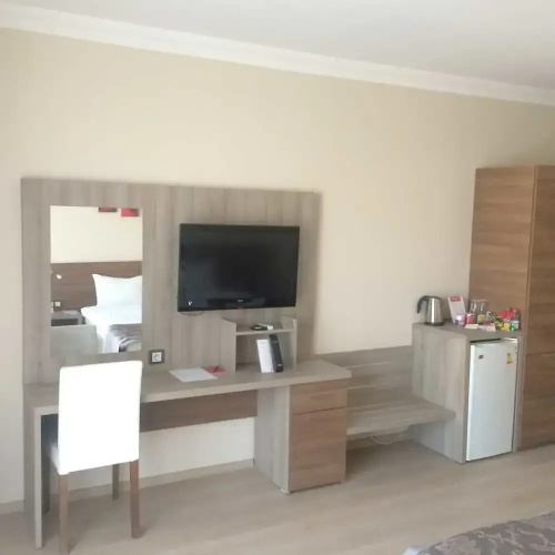 Work & Home Hotel Suites