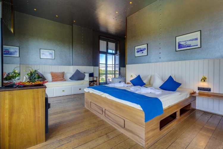Junior Suite with balcony