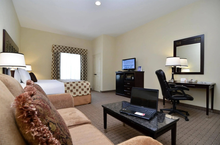Blanco River Hotel
