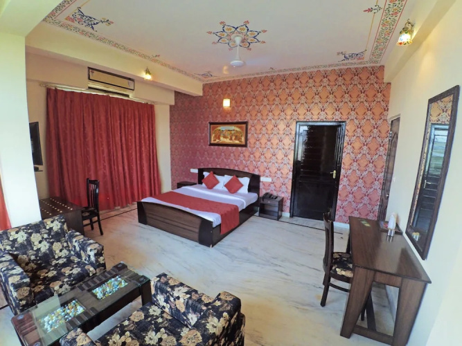 Paheli Palace