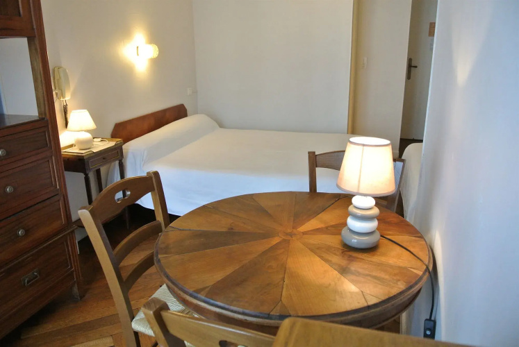 Castel Mistral