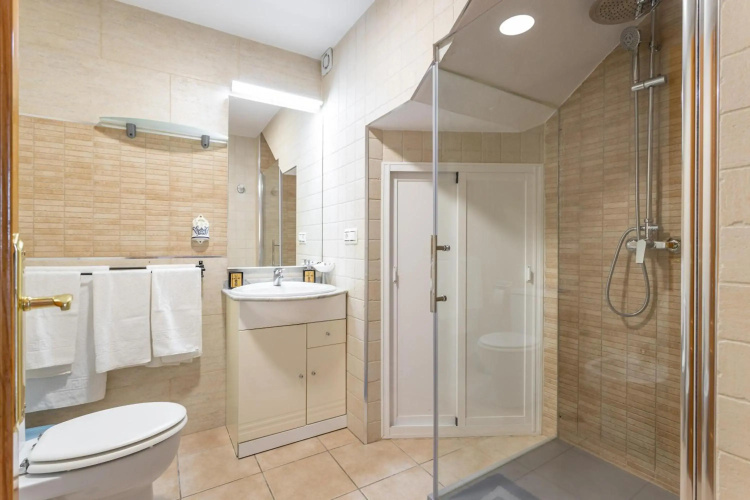 Apartamento con piscina privada