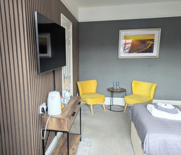 Standard Twin room