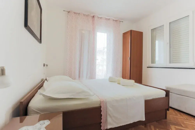 Apartments Goic