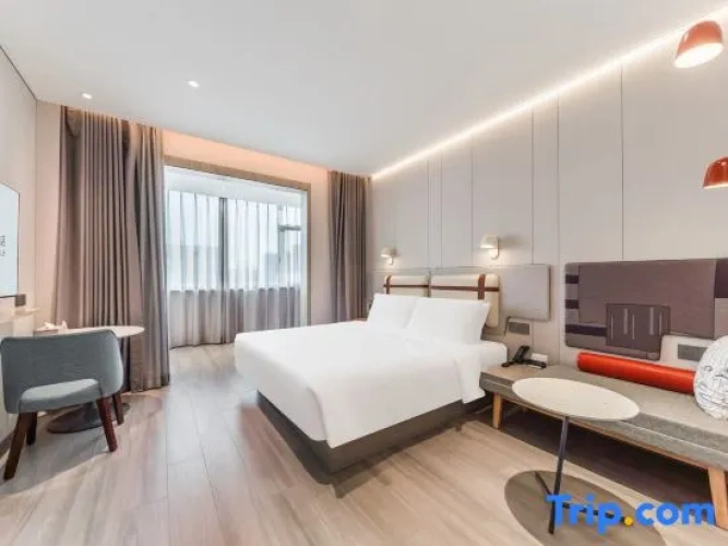Standard Double room with view