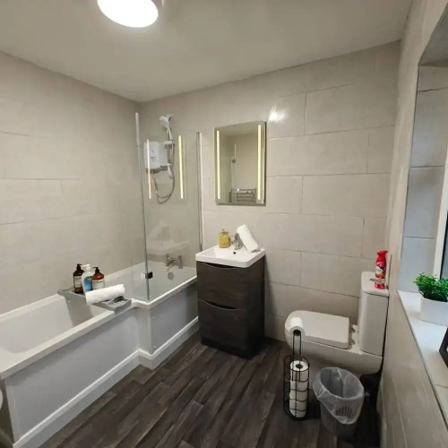 3br Ormeau Chic House