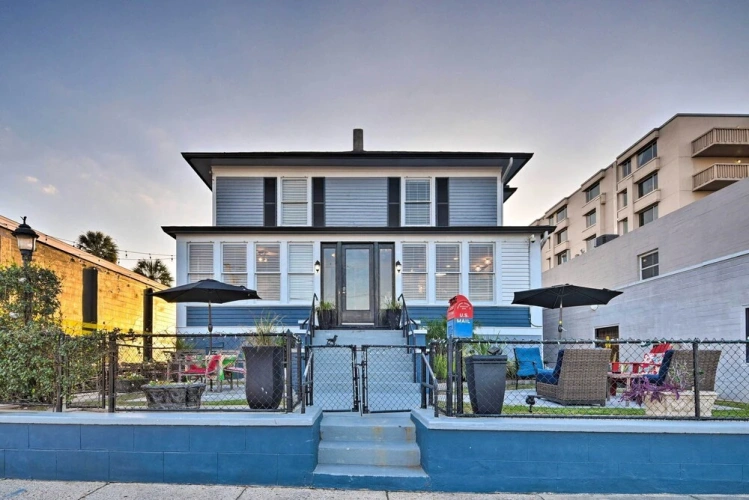 3 Bedrooms Cottage