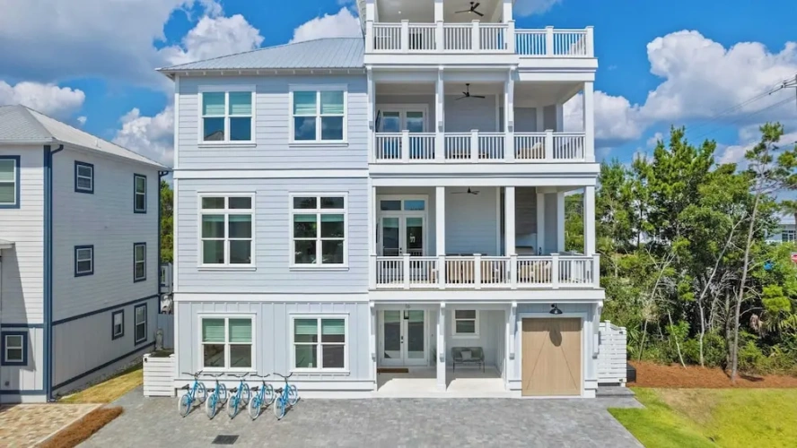 5 Bedrooms Cottage with balcony