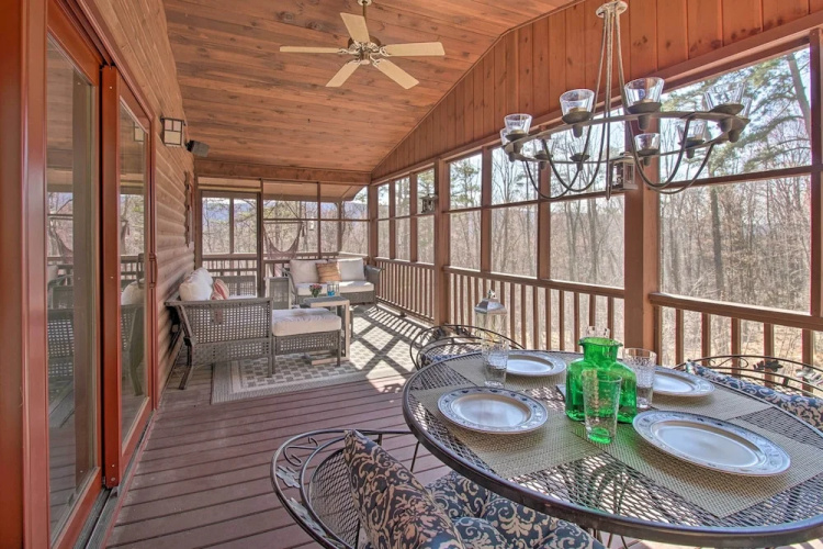 Cabin w/ Decks & Fire Pit Near Lost River!