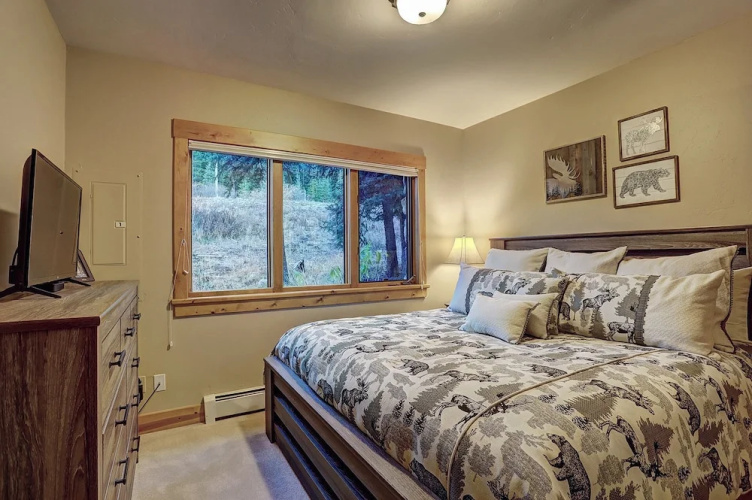 Pine Forest Lodge