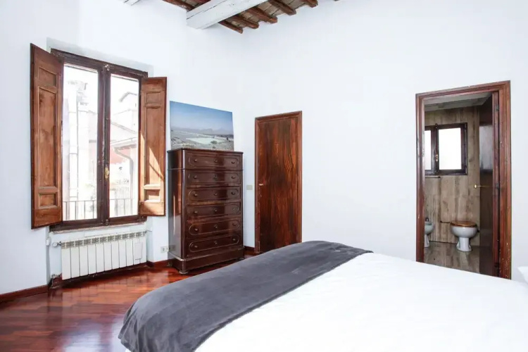 Pantheon Apartments