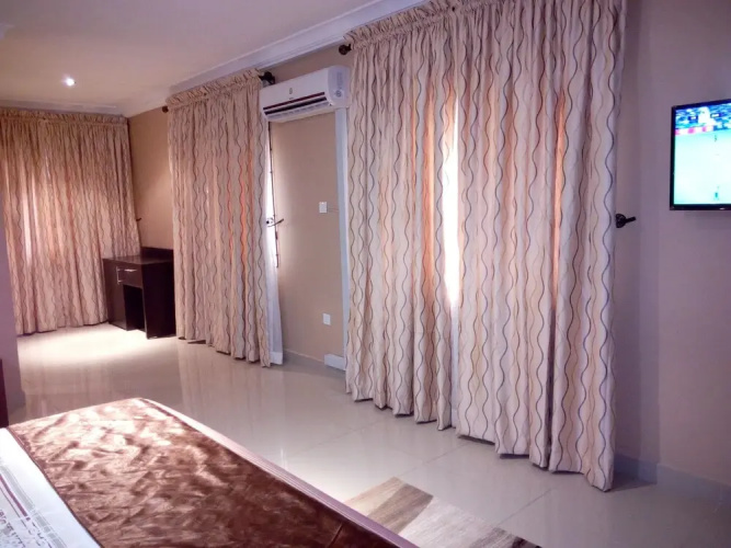 Royal Resorts Ibadan