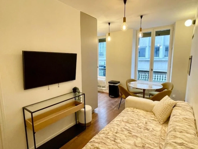 Superior Apartment