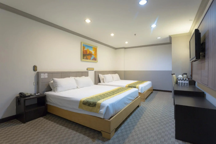 Hallmark Hotel Leisure