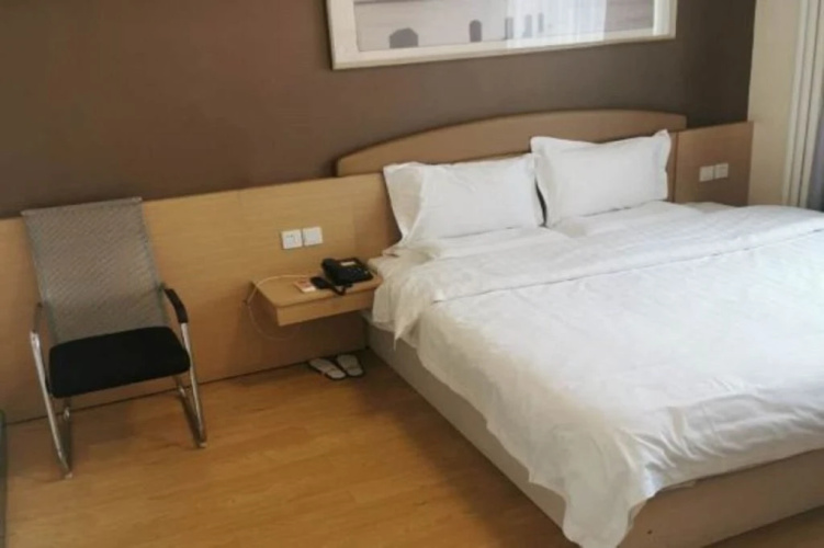 7 Days Inn Chengde Square