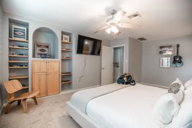 Guest rooms