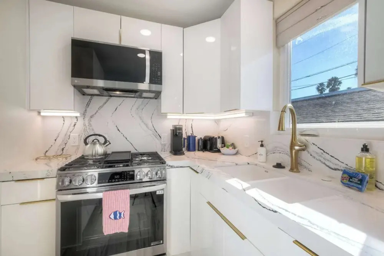 Monarch Cove - Unit B&nbsp; For 2ppl
